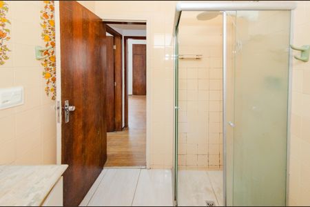 Apartamento à venda com 117m², 3 quartos e 1 vaga Apartamento à venda com 117m², 3 quartos e 1 vagaBanheiro social