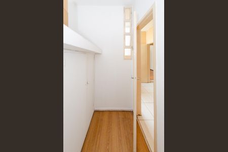 Apartamento à venda com 117m², 3 quartos e 1 vaga Apartamento à venda com 117m², 3 quartos e 1 vagaQuarto de serviço