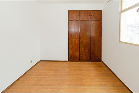 Apartamento à venda com 117m², 3 quartos e 1 vaga Apartamento à venda com 117m², 3 quartos e 1 vagaSuíte