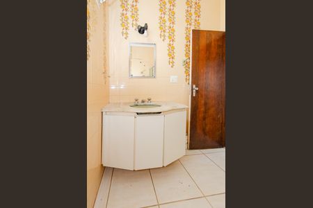 Apartamento à venda com 117m², 3 quartos e 1 vaga Apartamento à venda com 117m², 3 quartos e 1 vagaBanheiro social