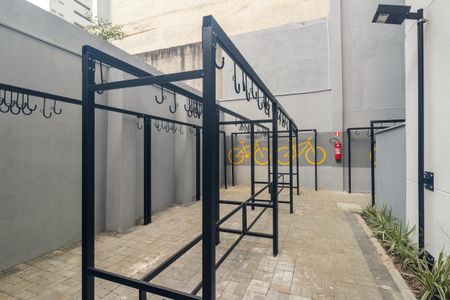 Apartamento para alugar com 27m², 1 quarto e sem vaga Apartamento para alugar com 27m², 1 quarto e sem vagaÁrea comum - Bicicletário