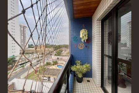 Sacada da Sala de apartamento à venda com 3 quartos, 67m² em Mansões Santo Antônio, Campinas