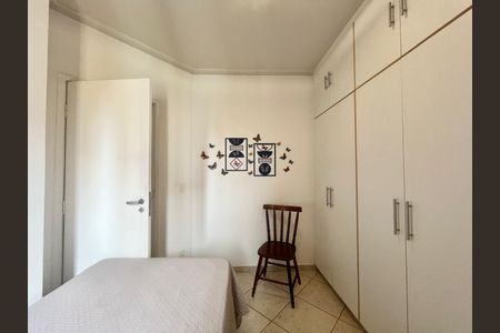 Apartamento à venda com 67m², 3 quartos e 1 vagaQuarto 2