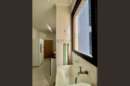 Apartamento à venda com 67m², 3 quartos e 1 vagaÁrea de Serviço