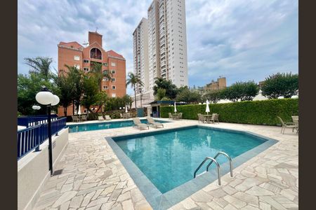 Apartamento à venda com 67m², 3 quartos e 1 vagaÁrea comum - Piscina
