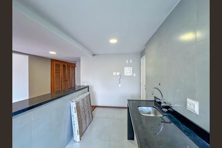 Apartamento para alugar com 90m², 3 quartos e 2 vagasCozinha