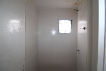 Banheiro de apartamento à venda com 1 quarto, 33m² em Vila Mariza Mazzei, São Paulo