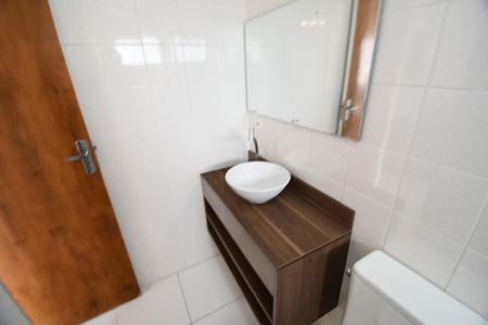 Banheiro de apartamento à venda com 1 quarto, 42m² em Botafogo, Campinas