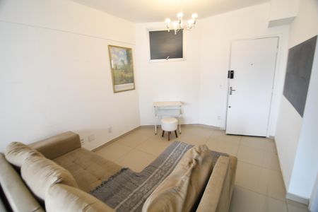 Quarto / Sala de apartamento à venda com 1 quarto, 42m² em Botafogo, Campinas