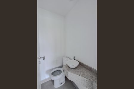 Apartamento à venda com 95m², 3 quartos e 2 vagas Apartamento à venda com 95m², 3 quartos e 2 vagasBanheiro