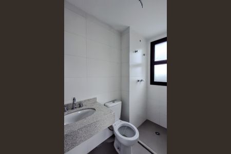 Apartamento à venda com 95m², 3 quartos e 2 vagas Apartamento à venda com 95m², 3 quartos e 2 vagasBanheiro da Suíte