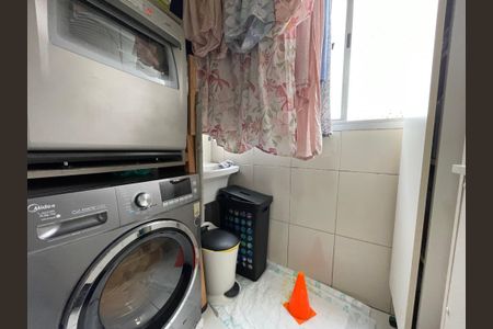 Apartamento à venda com 58m², 2 quartos e 1 vaga Apartamento à venda com 58m², 2 quartos e 1 vagaÁrea de Serviço