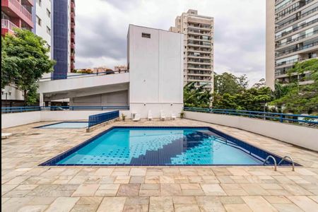 Apartamento à venda com 58m², 2 quartos e 1 vaga Apartamento à venda com 58m², 2 quartos e 1 vagaÁrea comum - Piscina