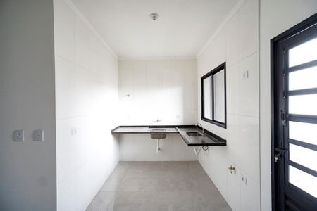 Apartamento à venda com 52m², 2 quartos e sem vaga Apartamento à venda com 52m², 2 quartos e sem vagaCozinha e área de serviço