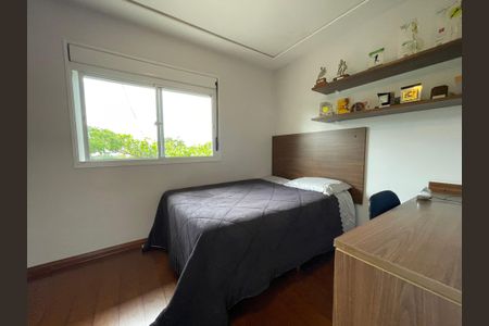 Casa à venda com 171m², 4 quartos e 2 vagasQuarto 1
