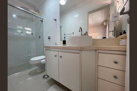 Casa à venda com 171m², 4 quartos e 2 vagasBanheiro 2