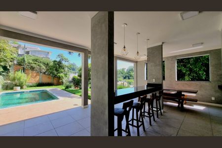 Casa para alugar com 820m², 3 quartos e 4 vagas