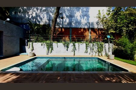 Casa para alugar com 820m², 3 quartos e 4 vagas