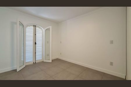 Casa para alugar com 820m², 3 quartos e 4 vagas