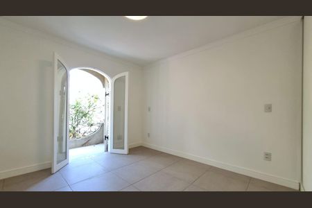 Casa para alugar com 820m², 3 quartos e 4 vagas