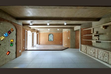 Casa para alugar com 820m², 3 quartos e 4 vagas