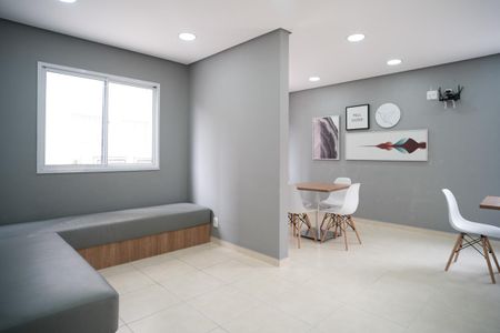 Apartamento para alugar com 36m², 2 quartos e sem vaga Apartamento para alugar com 36m², 2 quartos e sem vagaSalão de Festas