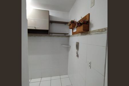Cozinha de apartamento para alugar com 2 quartos, 45m² em Pavuna, Nilópolis