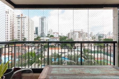 Apartamento à venda com 104m², 3 quartos e 2 vagas Apartamento à venda com 104m², 3 quartos e 2 vagasVaranda Gourmet