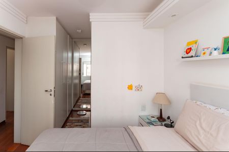 Apartamento à venda com 104m², 3 quartos e 2 vagas Apartamento à venda com 104m², 3 quartos e 2 vagasQuarto 3 Suíte