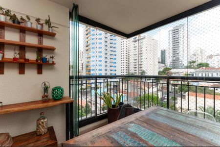 Apartamento à venda com 104m², 3 quartos e 2 vagas Apartamento à venda com 104m², 3 quartos e 2 vagasVaranda Gourmet