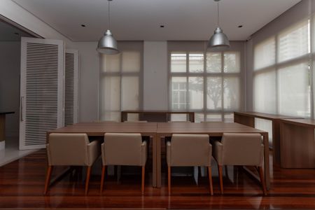 Apartamento à venda com 104m², 3 quartos e 2 vagas Apartamento à venda com 104m², 3 quartos e 2 vagasÁrea Comum - Salão de Festas Gourmet