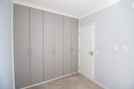 Quarto 2 de apartamento para alugar com 2 quartos, 39m² em Vila Sonia, São Paulo