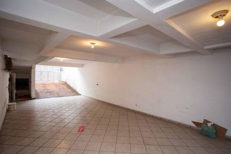 Casa para alugar com 319m², 6 quartos e 1 vagaGaragem