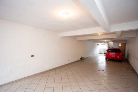 Casa para alugar com 319m², 6 quartos e 1 vagaGaragem