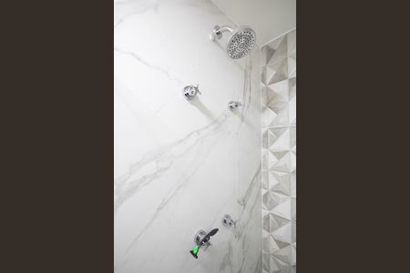 Apartamento para alugar com 51m², 2 quartos e 1 vaga Apartamento para alugar com 51m², 2 quartos e 1 vagaBanheiro