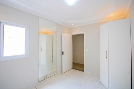 Apartamento à venda com 90m², 3 quartos e 2 vagas Apartamento à venda com 90m², 3 quartos e 2 vagasQuarto 2