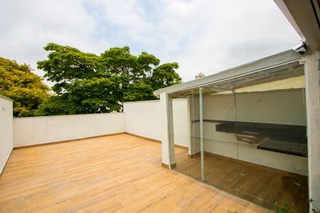 Apartamento à venda com 90m², 3 quartos e 2 vagas Apartamento à venda com 90m², 3 quartos e 2 vagasÁrea externa