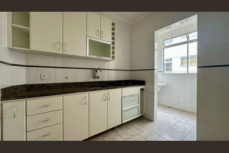 Apartamento para alugar com 80m², 2 quartos e 2 vagas Apartamento para alugar com 80m², 2 quartos e 2 vagasCozinha