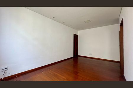 Apartamento para alugar com 80m², 2 quartos e 2 vagas Apartamento para alugar com 80m², 2 quartos e 2 vagasSala
