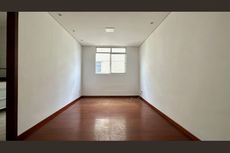 Apartamento para alugar com 80m², 2 quartos e 2 vagas Apartamento para alugar com 80m², 2 quartos e 2 vagasSala