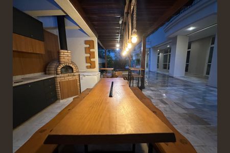 Apartamento à venda com 79m², 3 quartos e 2 vagas Apartamento à venda com 79m², 3 quartos e 2 vagasÁrea comum - Churrasqueira