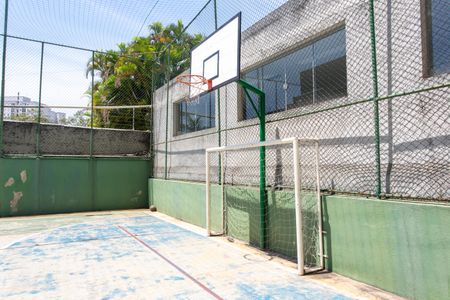 Apartamento à venda com 49m², 2 quartos e 1 vaga Apartamento à venda com 49m², 2 quartos e 1 vagaÁrea comum - Quadra