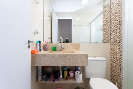 Apartamento à venda com 49m², 2 quartos e 1 vaga Apartamento à venda com 49m², 2 quartos e 1 vagaBanheiro