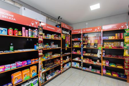 Apartamento à venda com 49m², 2 quartos e 1 vaga Apartamento à venda com 49m², 2 quartos e 1 vagaMini Mercado