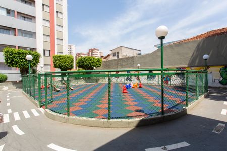 Apartamento à venda com 49m², 2 quartos e 1 vaga Apartamento à venda com 49m², 2 quartos e 1 vagaÁrea comum - Playground