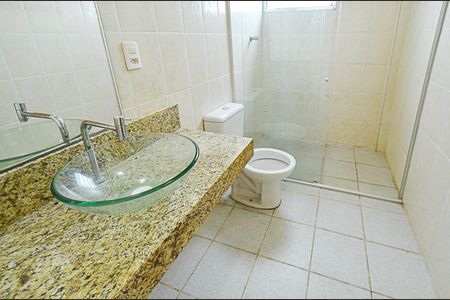 Apartamento à venda com 78m², 3 quartos e 1 vaga Apartamento à venda com 78m², 3 quartos e 1 vagaBanheiro