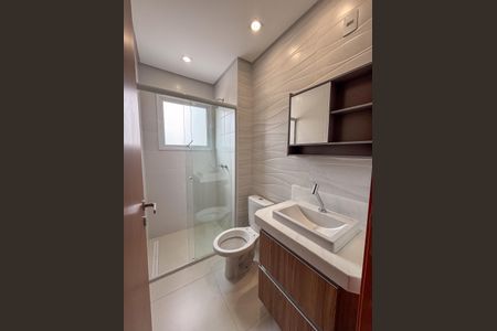 Apartamento para alugar com 66m², 2 quartos e 2 vagas Apartamento para alugar com 66m², 2 quartos e 2 vagasBanheiro da Suíte