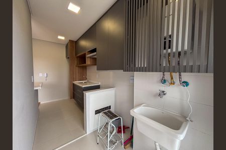 Apartamento para alugar com 66m², 2 quartos e 2 vagas Apartamento para alugar com 66m², 2 quartos e 2 vagasCozinha e Área de Serviço