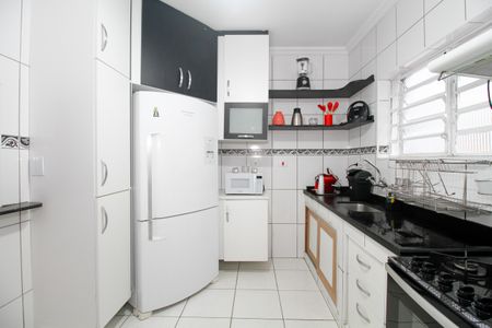 Casa à venda com 160m², 3 quartos e 1 vaga Casa à venda com 160m², 3 quartos e 1 vagaCozinha