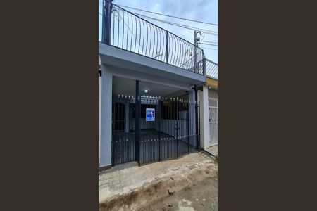 Casa à venda com 160m², 3 quartos e 1 vaga Casa à venda com 160m², 3 quartos e 1 vagaFachada da Casa